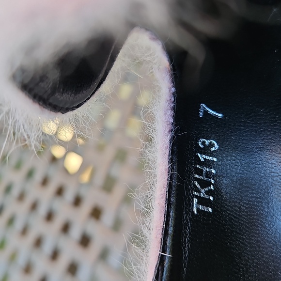 POL Pink Mohair Loafers Flats Fur Pointed‎ Toe Feminine NWOT Size 7 - Picture 15 of 15